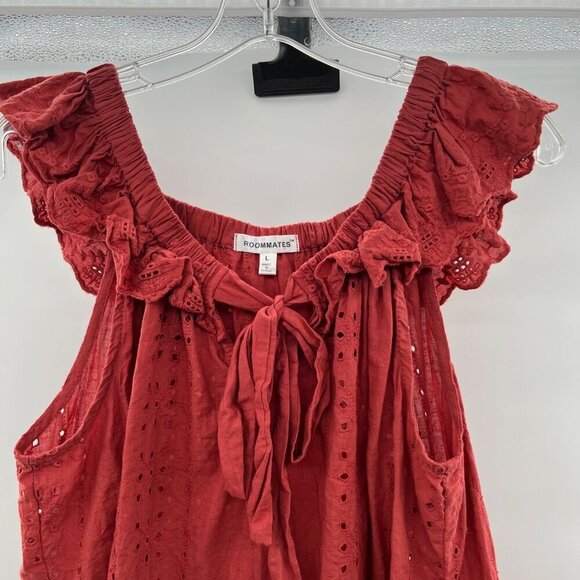 ROOMMATES Women's Eyelet Lace Top Off Shoulder Cinnamon Size Large - Picture 2 of 9